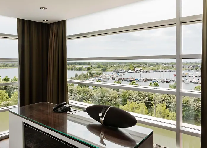 Hotel Scandic Sluseholmen 4*