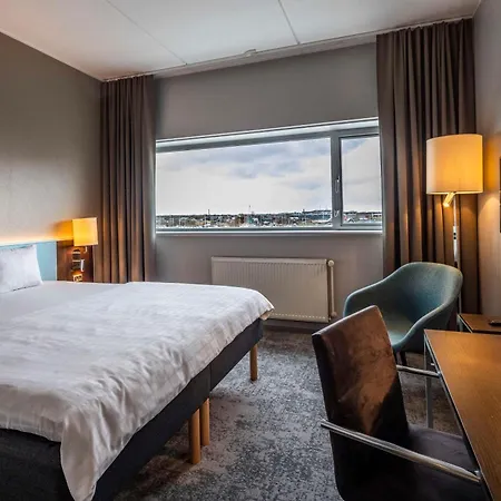 Hotel Scandic Sluseholmen 4*